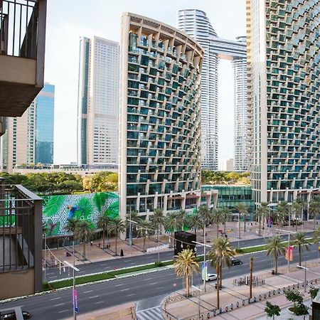 Luxury Apartment At Standpoint Tower By Emaar ドバイ エクステリア 写真